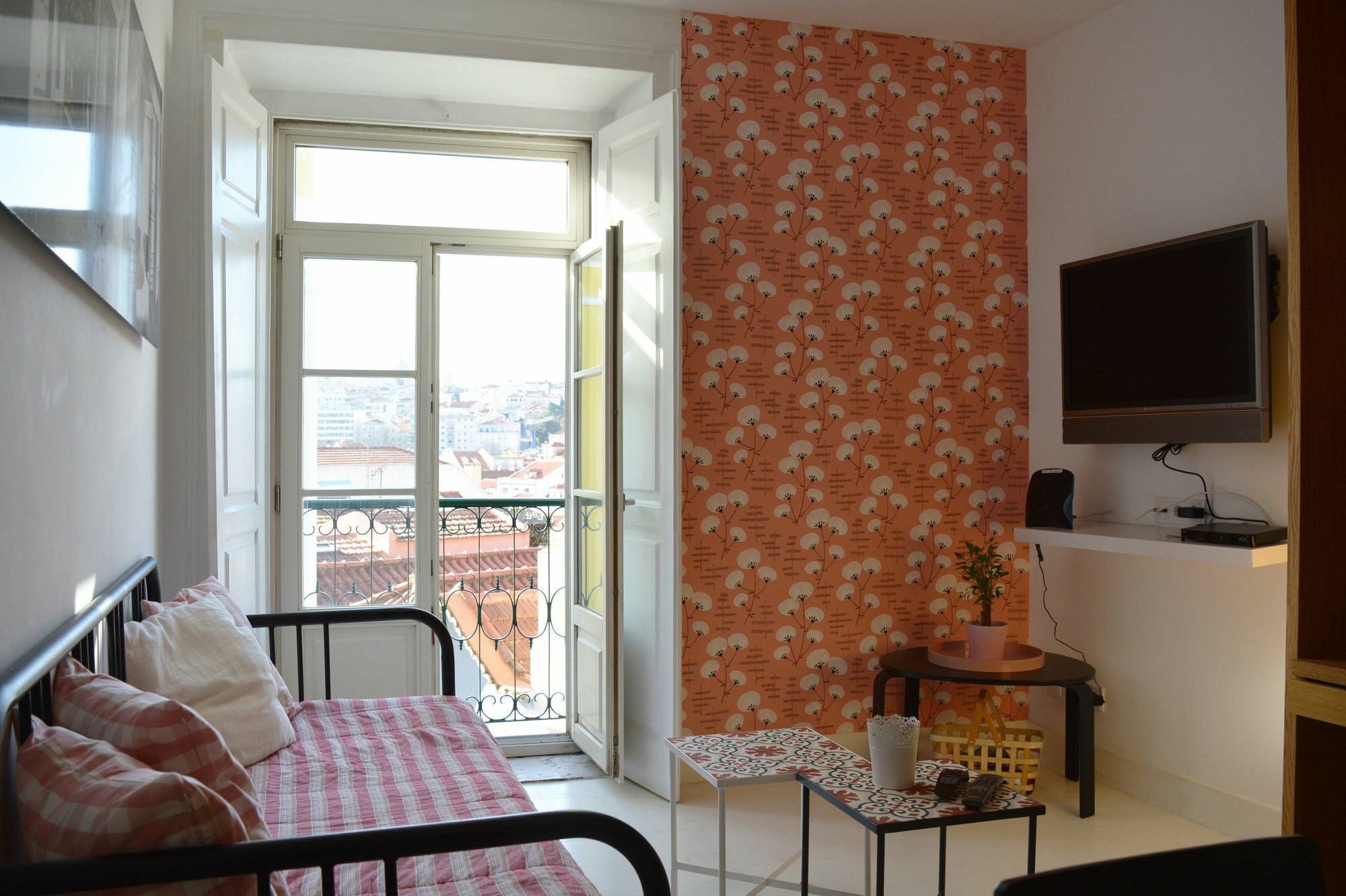 Apartment Santa Catarina Terrace By Homing Lissabon